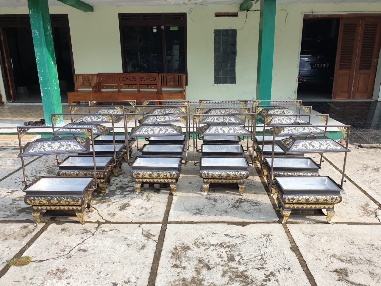 chaffingdish roemah tembaga