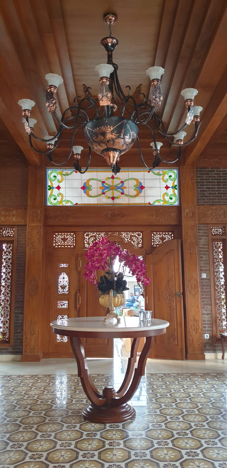 lampu gantung roemah tembaga